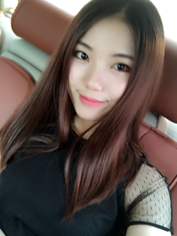盛开的花朵的第二张照片--乌鲁木齐相亲服务中心