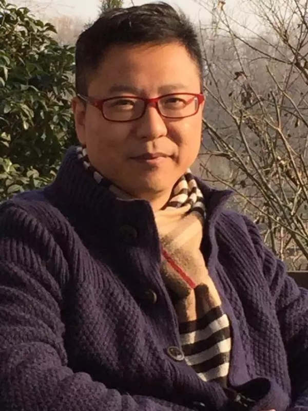 感恩的第一张照片--乌鲁木齐相亲服务中心