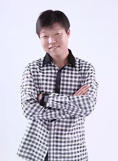 碧海升明月的第一张照片--乌鲁木齐相亲服务中心