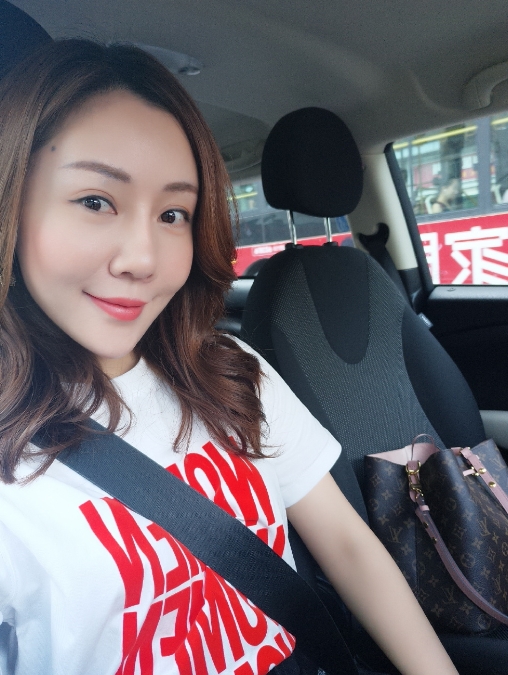 娜娜的第二张照片--乌鲁木齐相亲服务中心