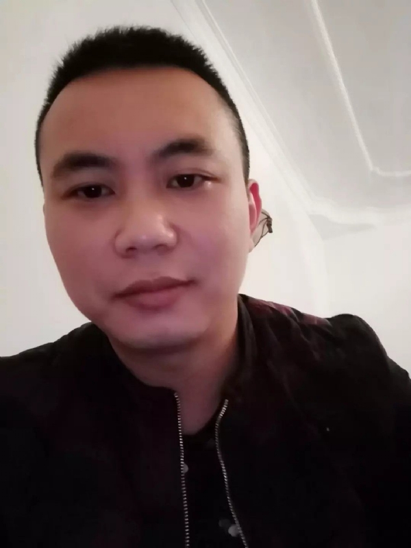 喜闻香气的第一张照片--乌鲁木齐相亲服务中心