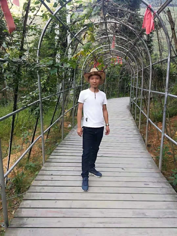 蓝天的第一张照片--乌鲁木齐相亲服务中心