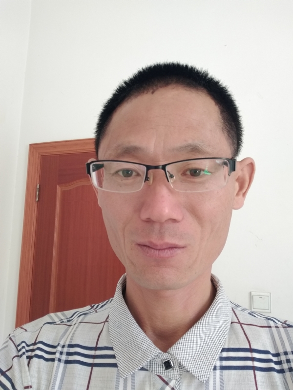 期待缘分的第一张照片--乌鲁木齐相亲服务中心