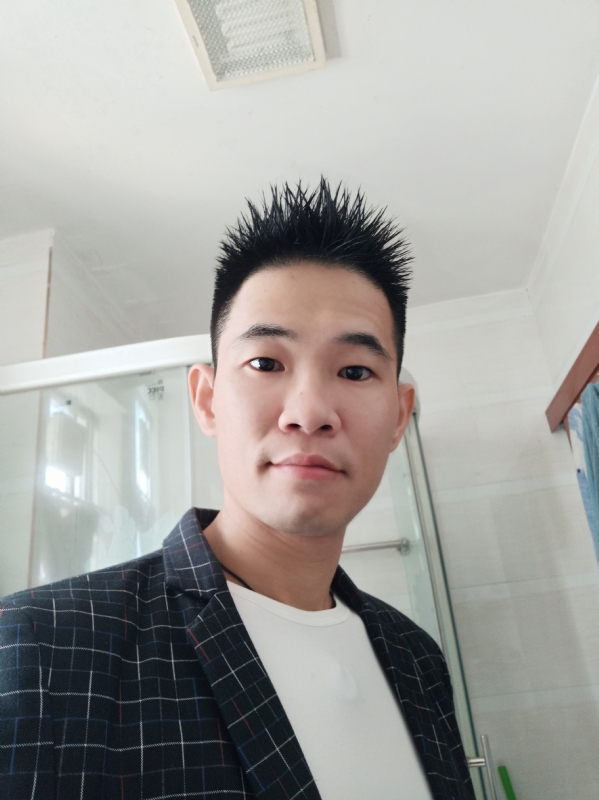 往事随风的第一张照片--乌鲁木齐相亲服务中心