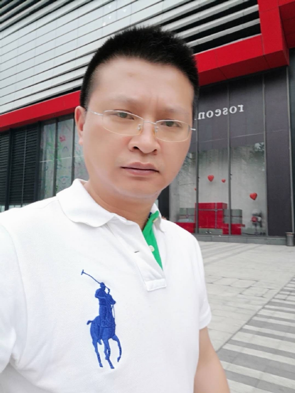 硬汉的第一张照片--乌鲁木齐相亲服务中心