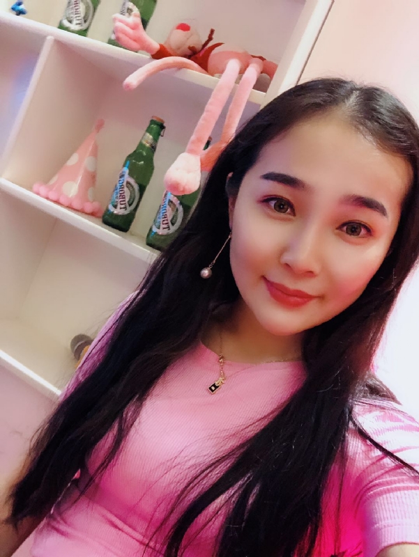 李雨菲的第一张照片--乌鲁木齐相亲服务中心