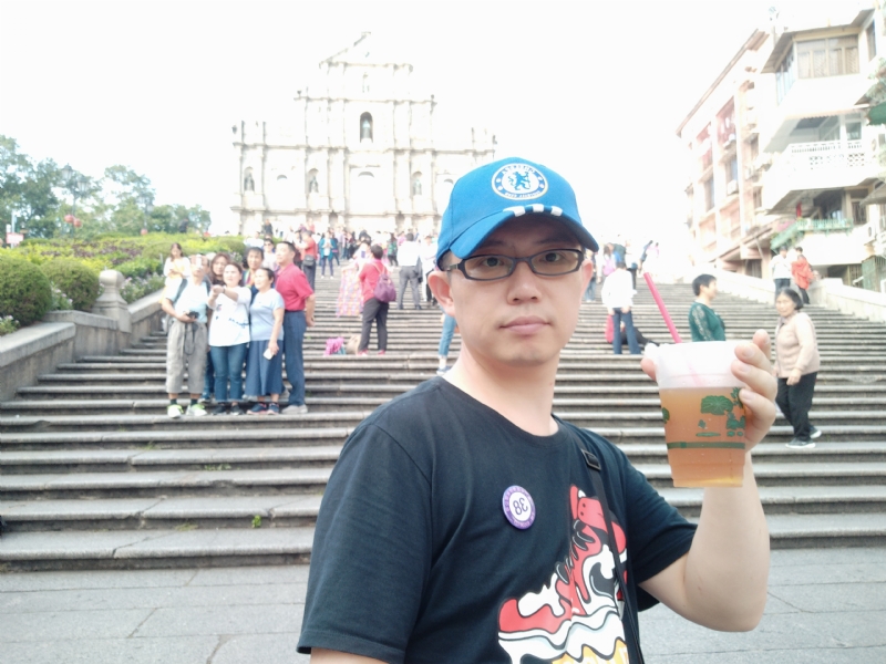 原来的我的第一张照片--乌鲁木齐相亲服务中心