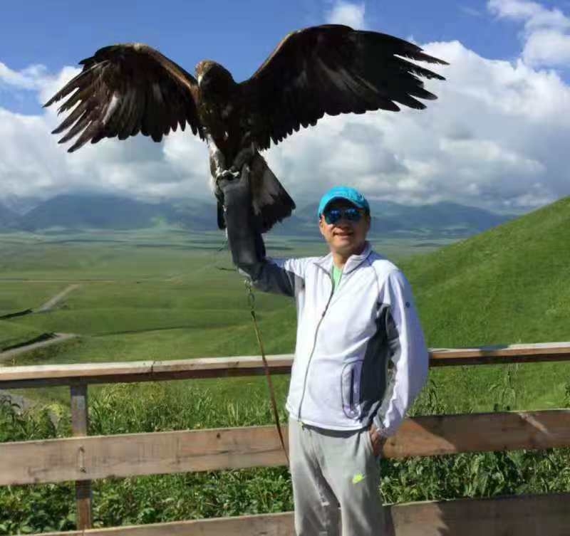 怀抱清风的第一张照片--乌鲁木齐相亲服务中心