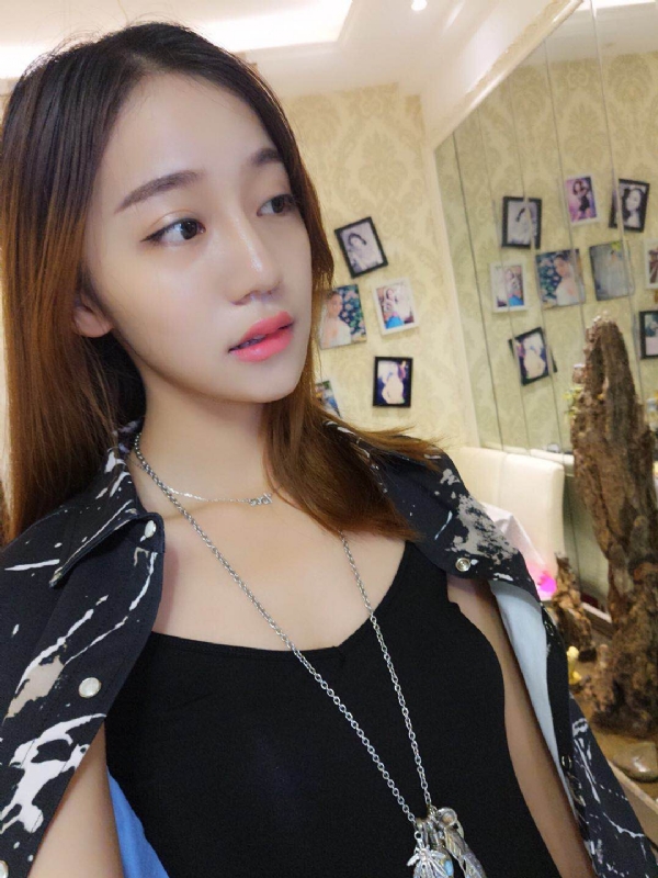 凉兮的第一张照片--乌鲁木齐相亲服务中心