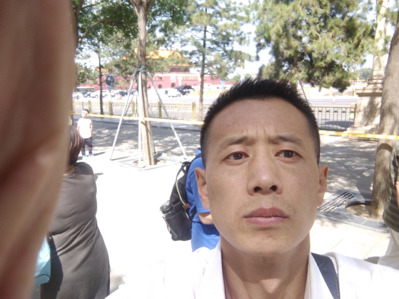 刘红兵的第一张照片--乌鲁木齐相亲服务中心