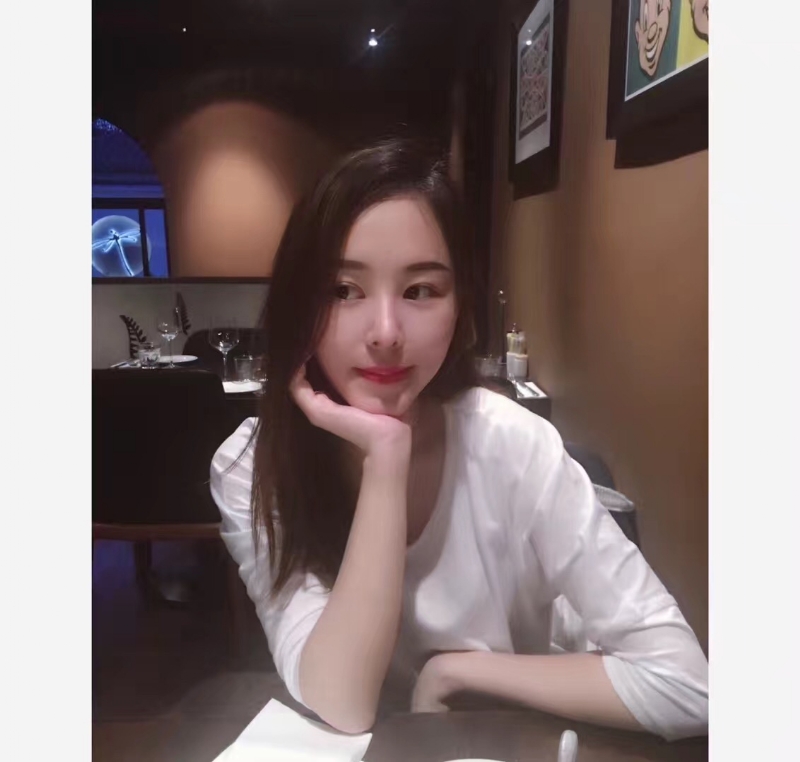 筱月悦的第一张照片--乌鲁木齐相亲服务中心