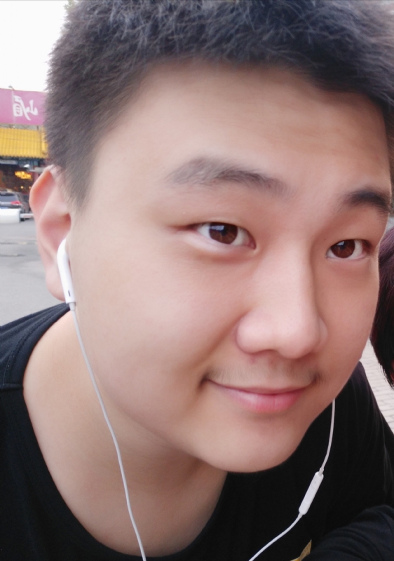 枫叶的第一张照片--乌鲁木齐相亲服务中心