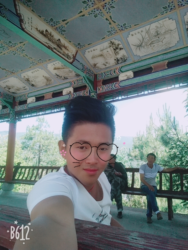 齊点的第一张照片--乌鲁木齐相亲服务中心