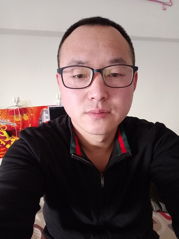 青苹果的第一张照片--乌鲁木齐相亲服务中心