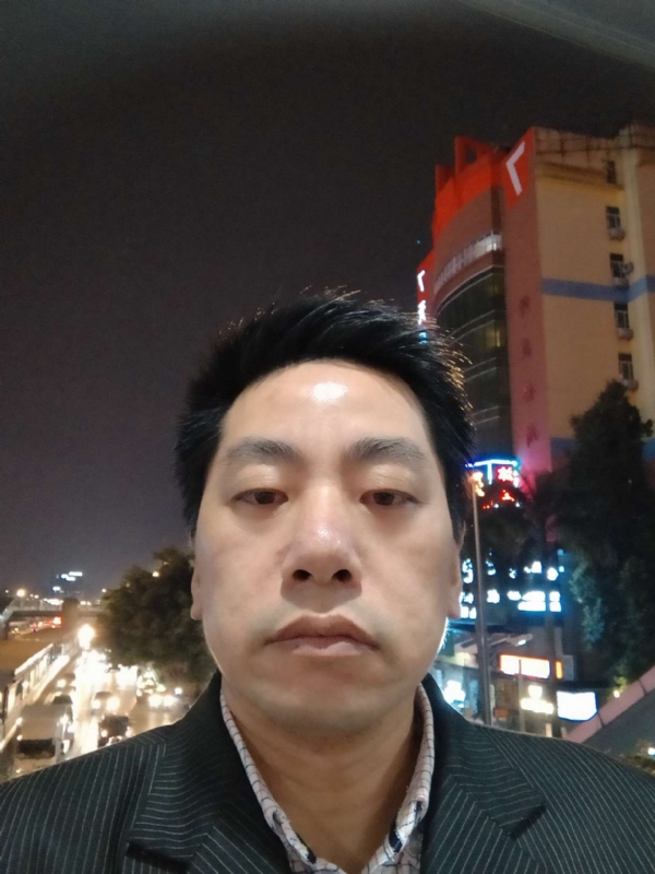 寻找真爱的第一张照片--乌鲁木齐相亲服务中心