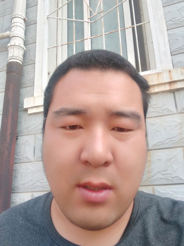 一羽垂天的第四张照片--乌鲁木齐相亲服务中心