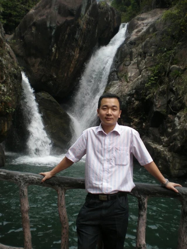 你的依靠的第一张照片--乌鲁木齐相亲服务中心