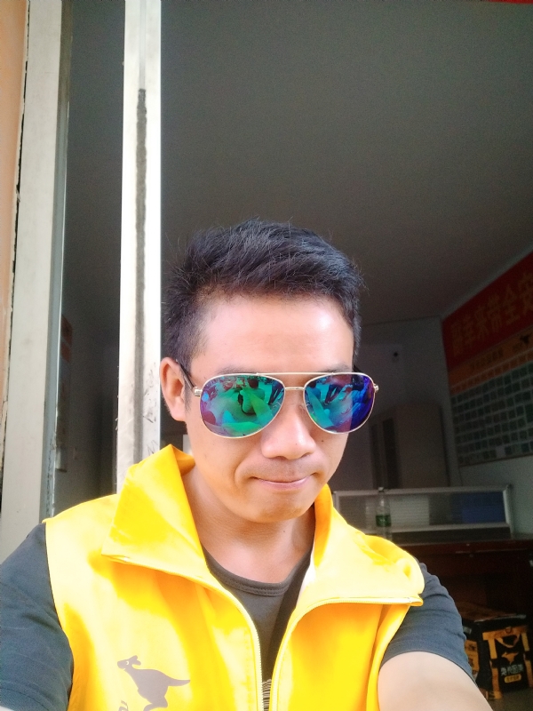 天荒地老的第一张照片--乌鲁木齐相亲服务中心