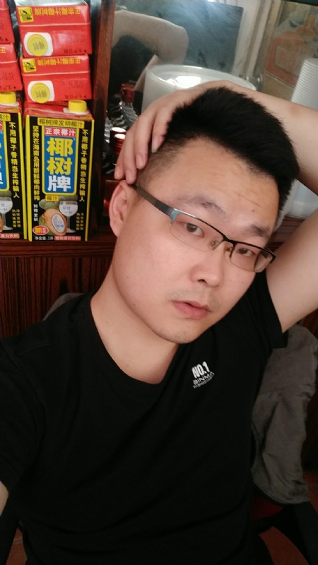 沉默的海的第二张照片--乌鲁木齐相亲服务中心