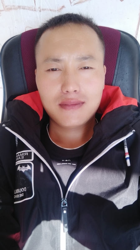 一花一世界的第三张照片--乌鲁木齐相亲服务中心