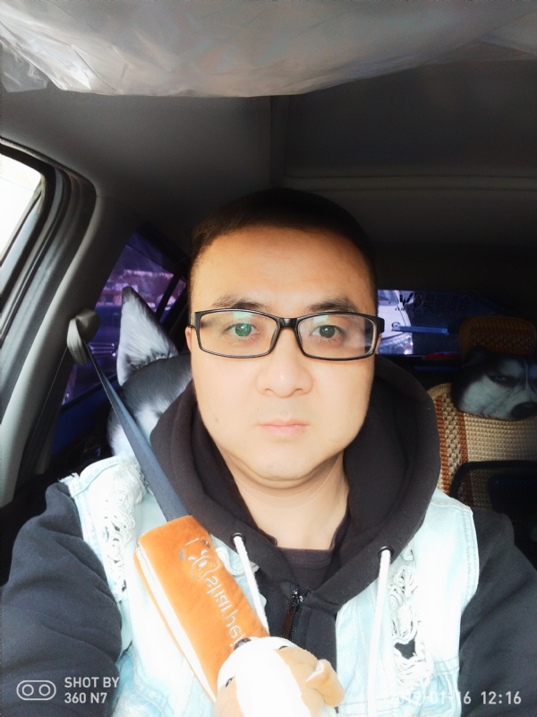 香烟最懂男人心的第一张照片--乌鲁木齐相亲服务中心