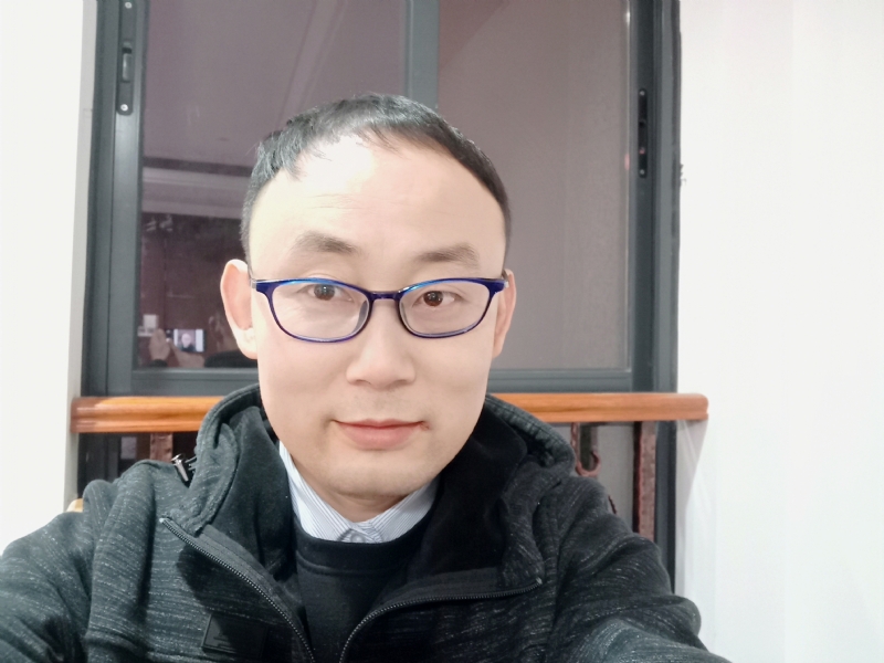 冬日暖阳的第一张照片--乌鲁木齐相亲服务中心