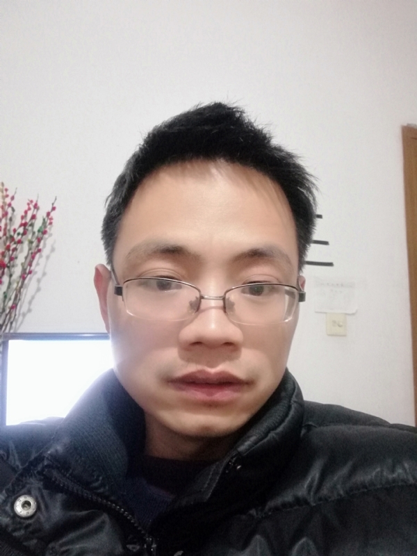 明月天涯的第一张照片--乌鲁木齐相亲服务中心