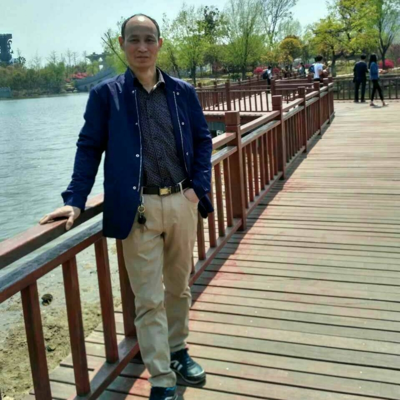 大随帅哥的第一张照片--乌鲁木齐相亲服务中心