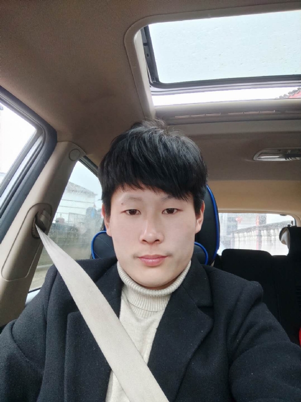 少年的第一张照片--乌鲁木齐相亲服务中心