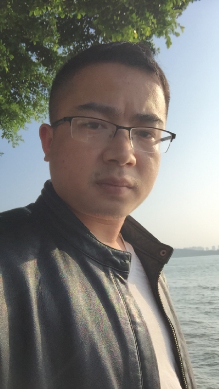 志尧的第一张照片--乌鲁木齐相亲服务中心