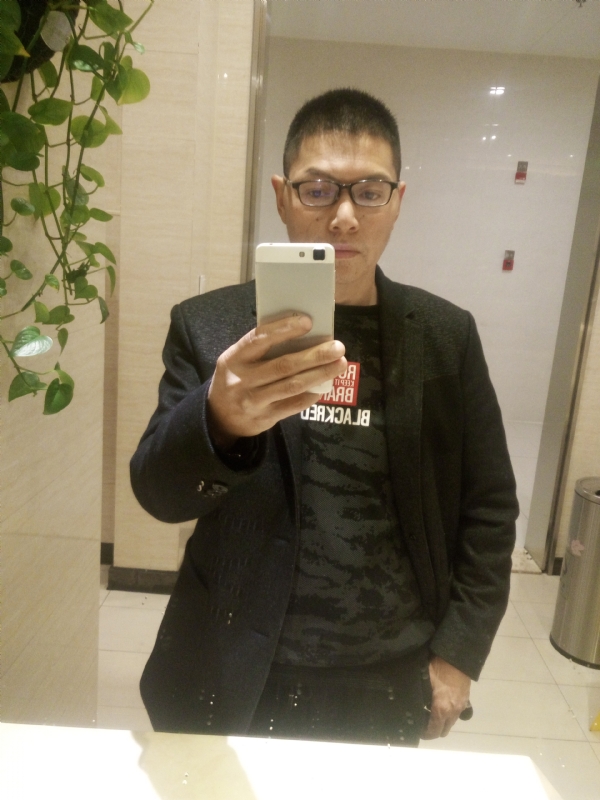 顺其自然的第一张照片--乌鲁木齐相亲服务中心