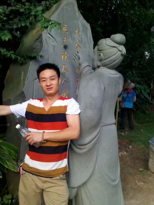 相依相伴的第一张照片--乌鲁木齐相亲服务中心