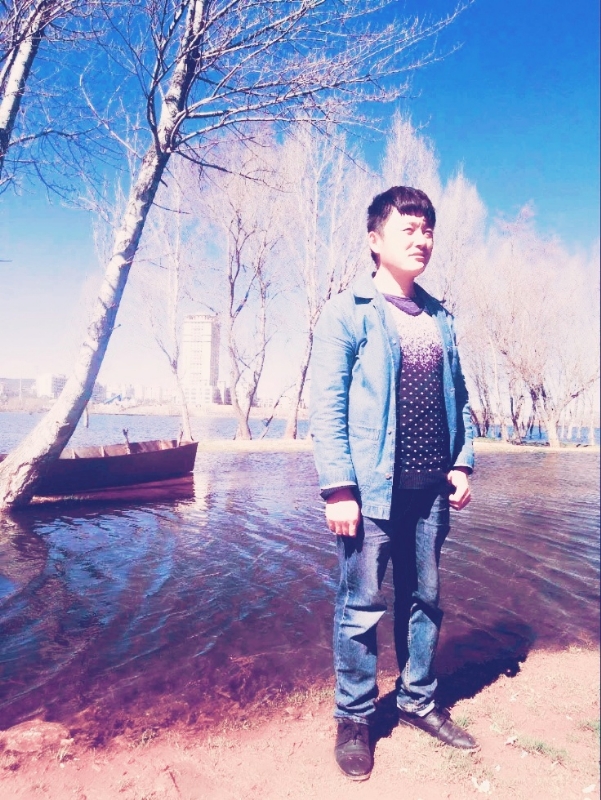 ￣往情深的第一张照片--乌鲁木齐相亲服务中心