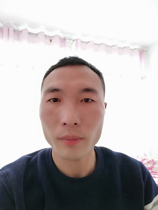 无悔的第一张照片--乌鲁木齐相亲服务中心