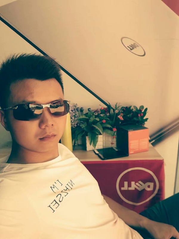 旧城以西的第一张照片--乌鲁木齐相亲服务中心