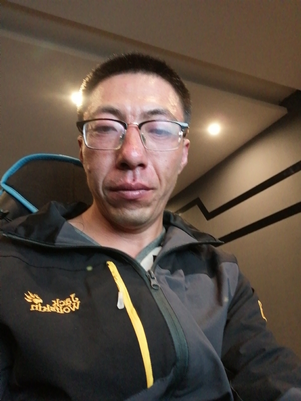 千年等你的第一张照片--乌鲁木齐相亲服务中心