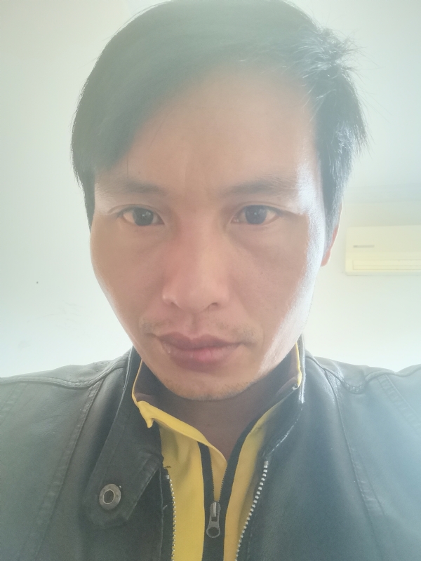 渴死的鱼的第一张照片--乌鲁木齐相亲服务中心