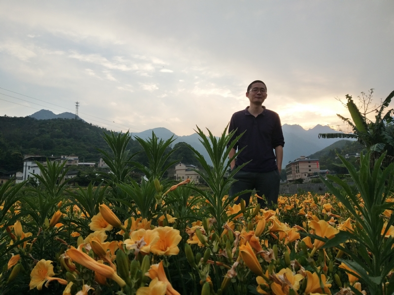 黄晓东的第一张照片--乌鲁木齐相亲服务中心