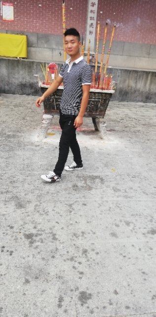 惹人厌的第一张照片--乌鲁木齐相亲服务中心