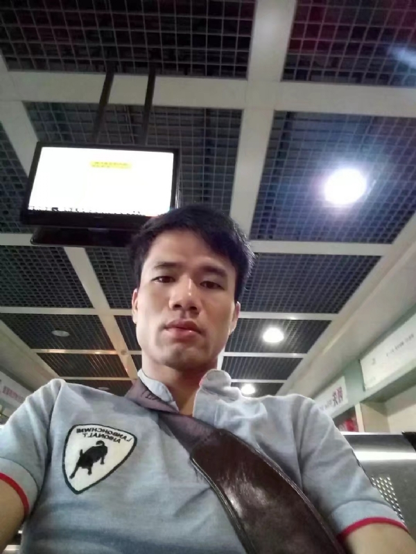 武哥的第一张照片--乌鲁木齐相亲服务中心