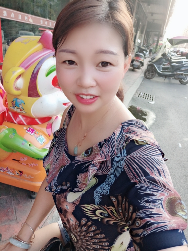 云儿的第一张照片--乌鲁木齐相亲服务中心