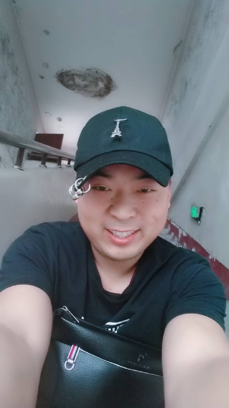 前世今生的爱的第一张照片--乌鲁木齐相亲服务中心