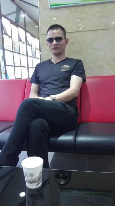 珍惜的第一张照片--乌鲁木齐相亲服务中心