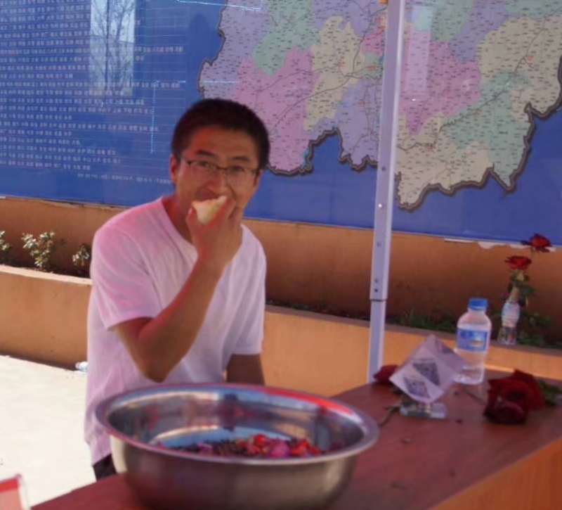 寻水的第一张照片--乌鲁木齐相亲服务中心