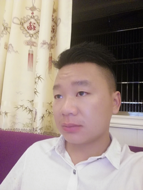 王梓林的第一张照片--乌鲁木齐相亲服务中心