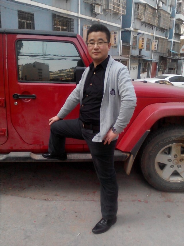 淡定牛魔王的第一张照片--乌鲁木齐相亲服务中心