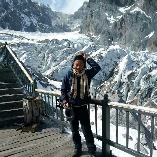 眯眯的第一张照片--乌鲁木齐相亲服务中心