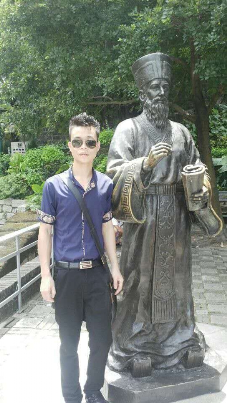 一生中最爱的第一张照片--乌鲁木齐相亲服务中心