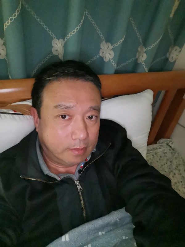 hsk996的第一张照片--乌鲁木齐相亲服务中心