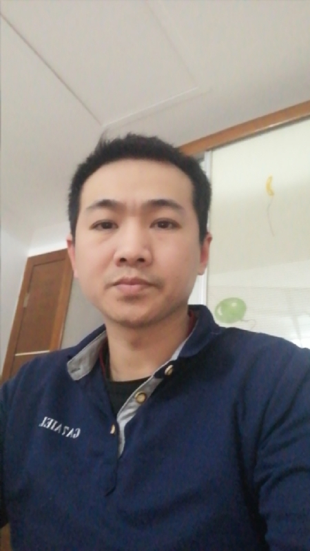 泽槟的第一张照片--乌鲁木齐相亲服务中心